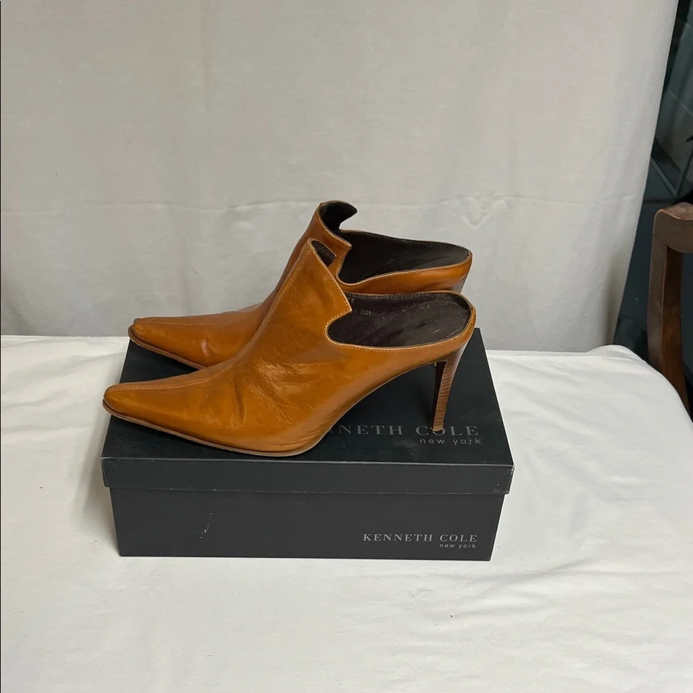 Kenneth Cole Point Blank Brown/Tan Leather Mule Ankle Boots